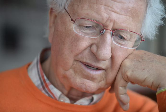 I piccoli piaceri quotidiani che migliorano l’umore dei senior