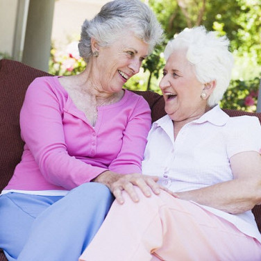 Affrontare le Sfide dell'Assistenza: Una Guida di Supporto per i Caregiver del Parkinson